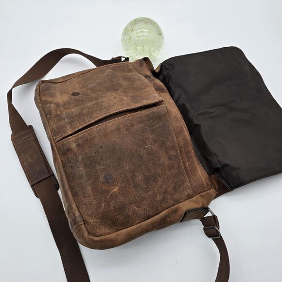 Wilsons Leather Messenger Bag Brown Vintage Legal Breifcase Shoulder Distressed - Picture 16 of 16